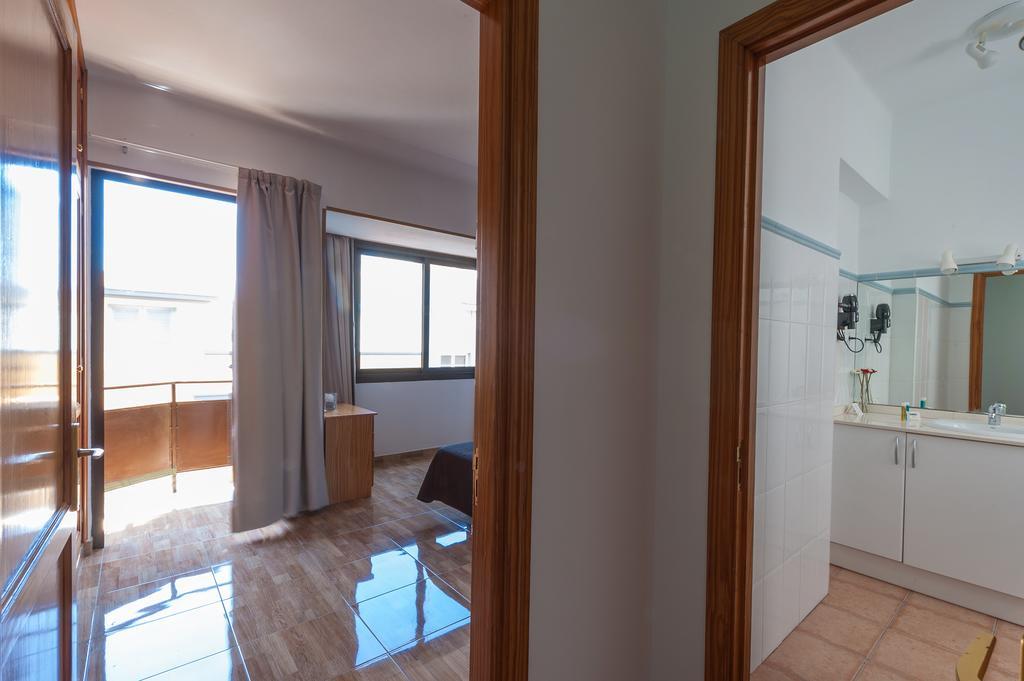 Apartamentos Vacacionales Las Palmas Urban Center Esterno foto